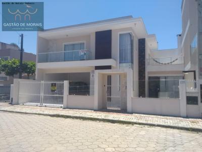 Casa para Venda, em Balneário Piçarras, bairro ITACOLOMI, 3 dormitórios, 3 banheiros, 1 suíte, 2 vagas